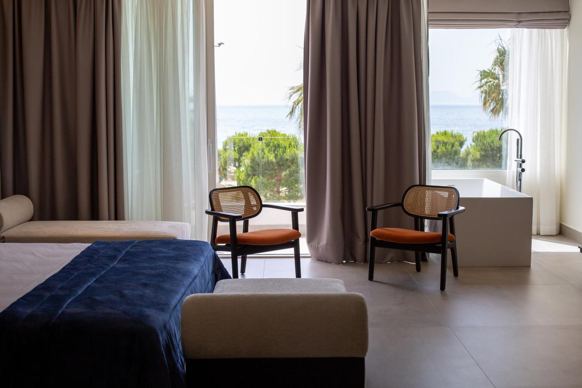 Abi'S Hotel & Spa Vlorë Exteriör bild