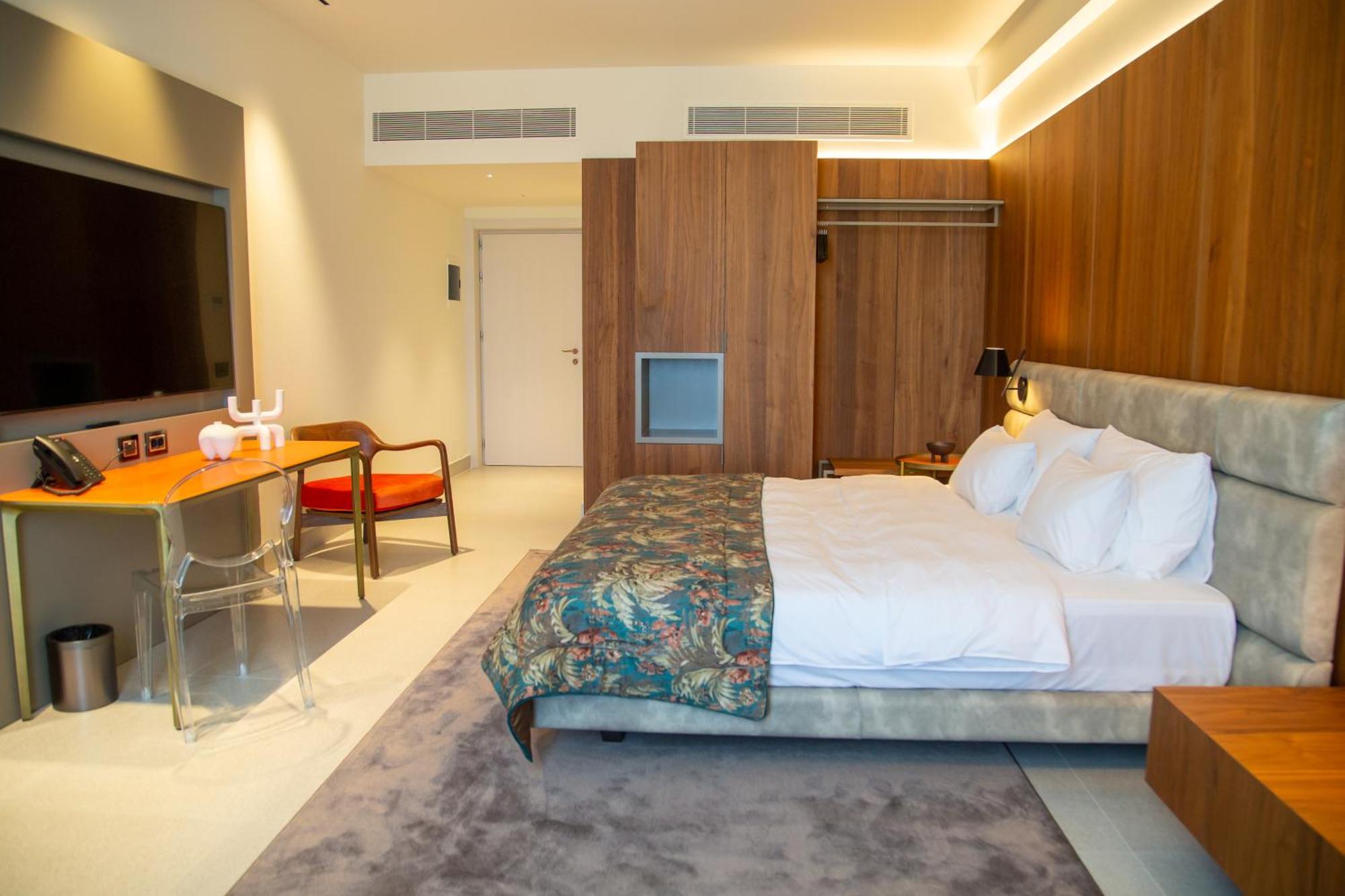 Abi'S Hotel & Spa Vlorë Exteriör bild