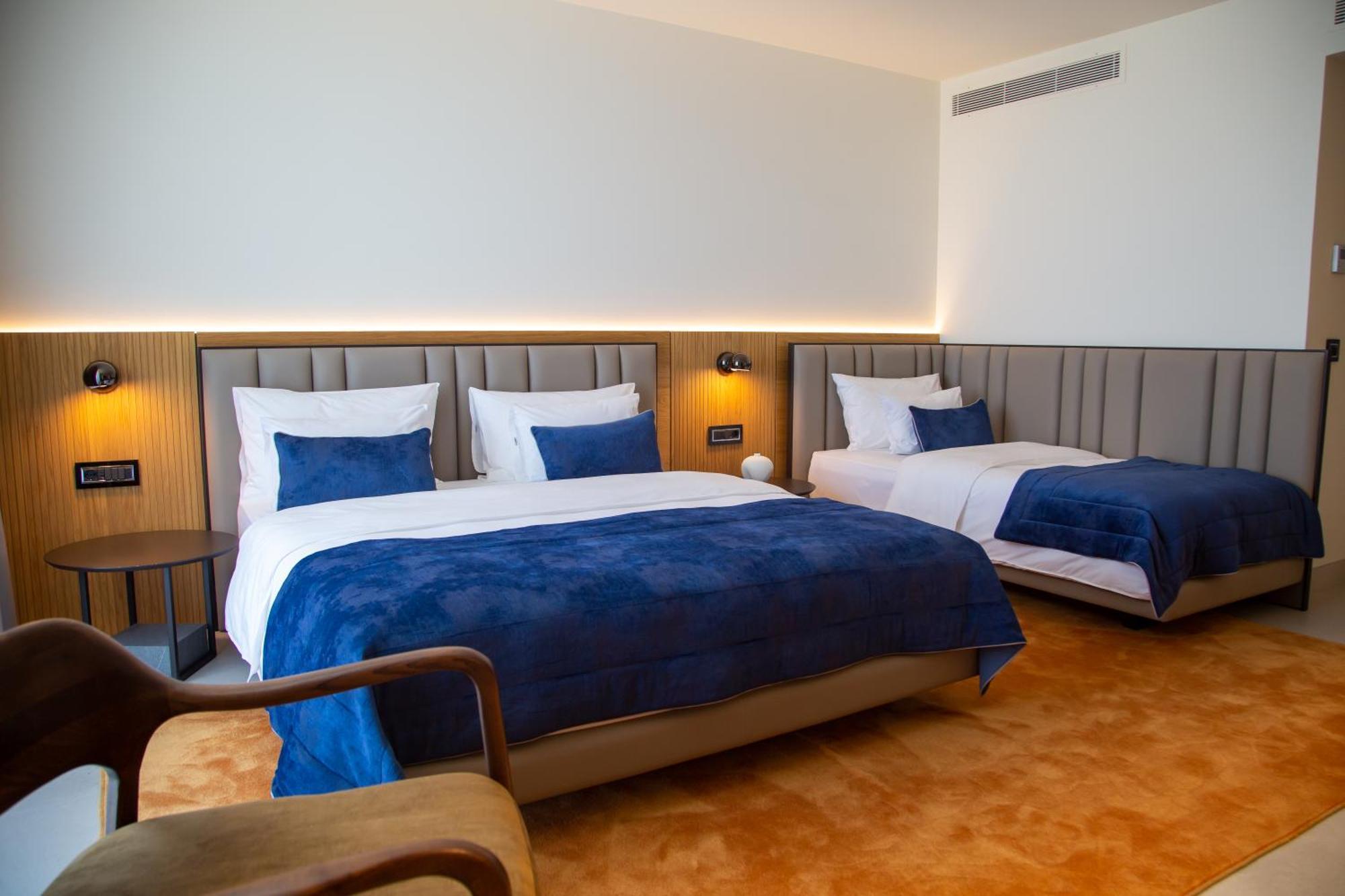 Abi'S Hotel & Spa Vlorë Exteriör bild
