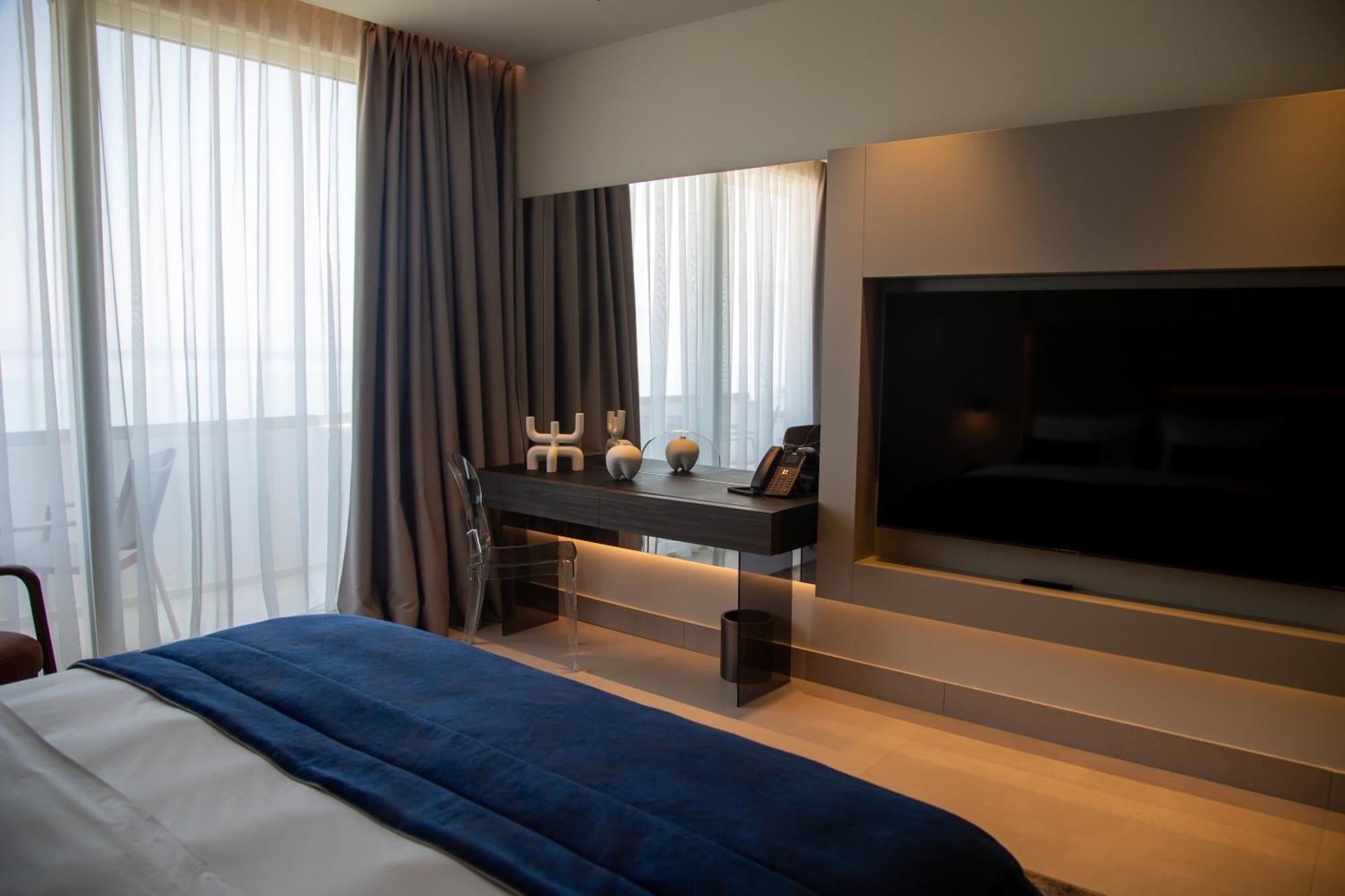 Abi'S Hotel & Spa Vlorë Exteriör bild