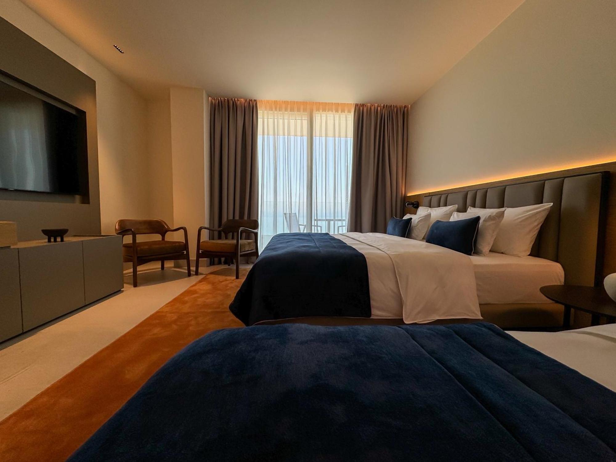 Abi'S Hotel & Spa Vlorë Exteriör bild